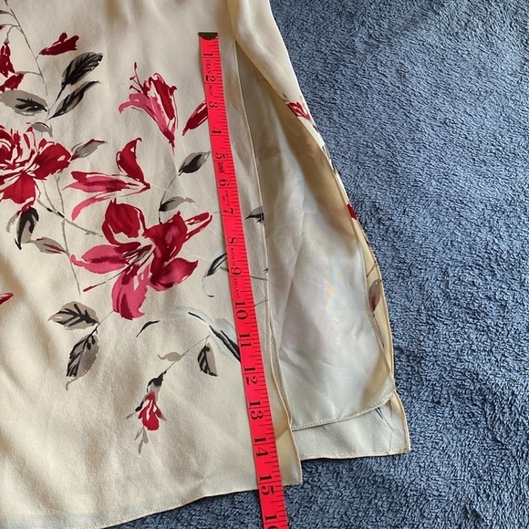 Silk skirt with floral design - Picture 9 of 9